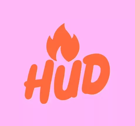 Logo "HUD" orange avec flamme sur rose.